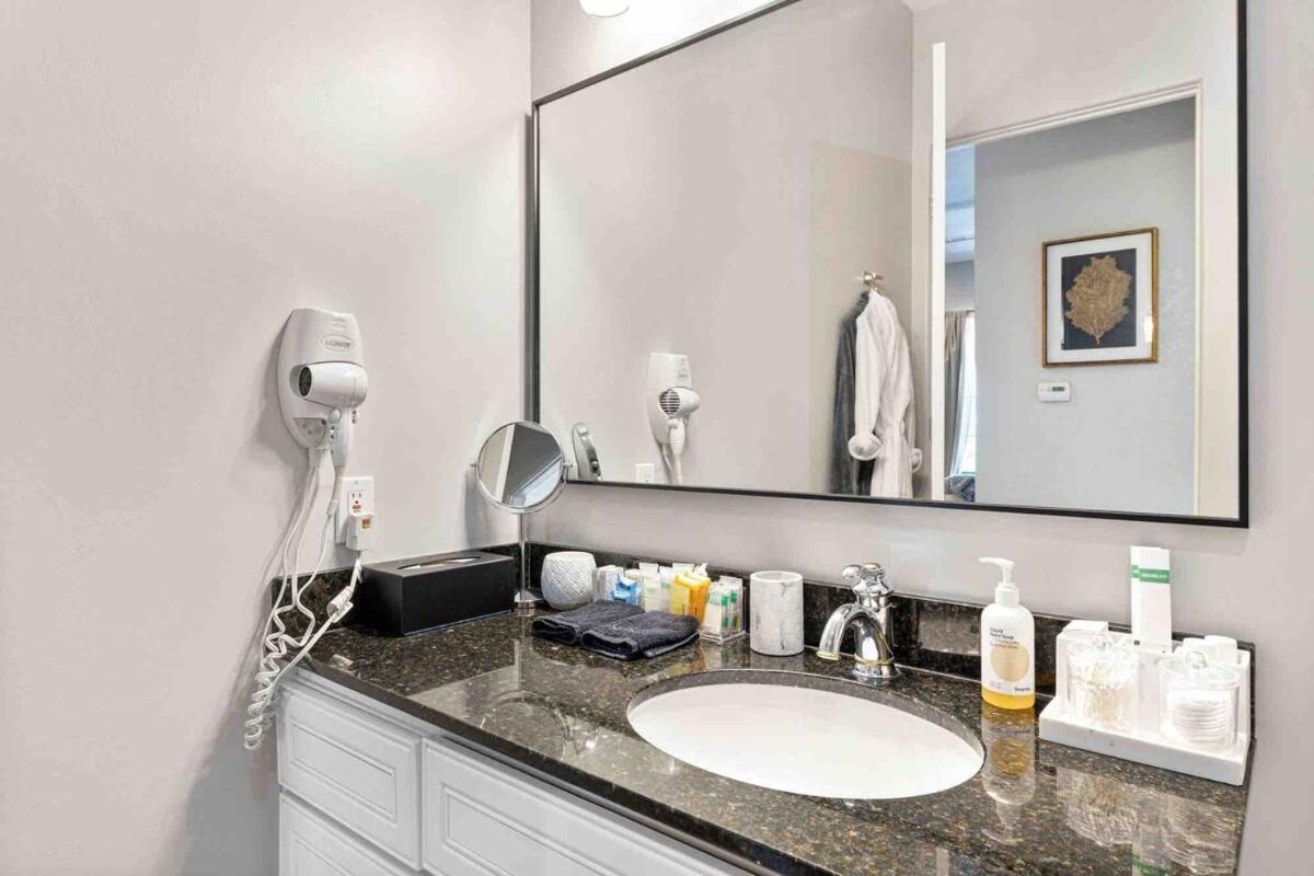 La Quinta Gem 1 Bedroom Pool Hot Tub Sleeps 4 Екстериор снимка